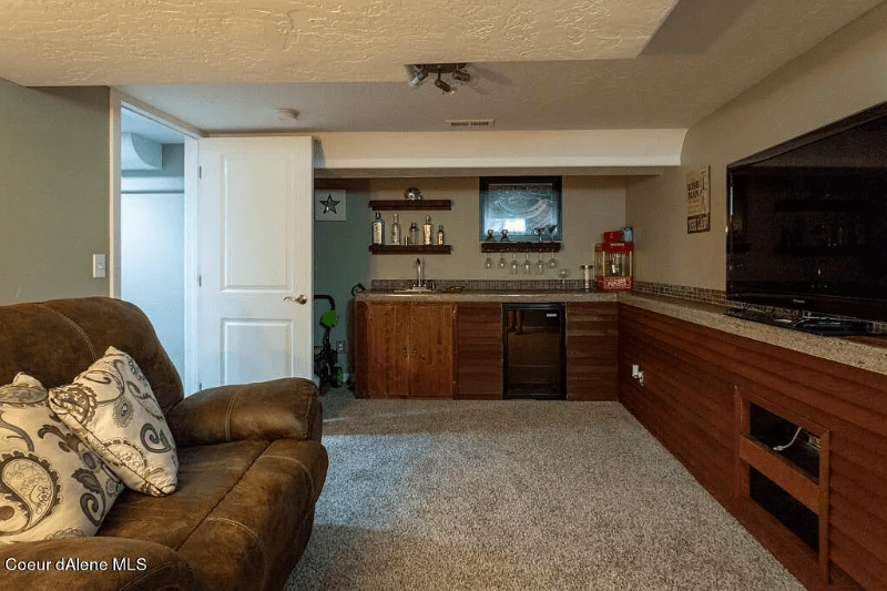 Coeur d Alene House: 723 N Government Way