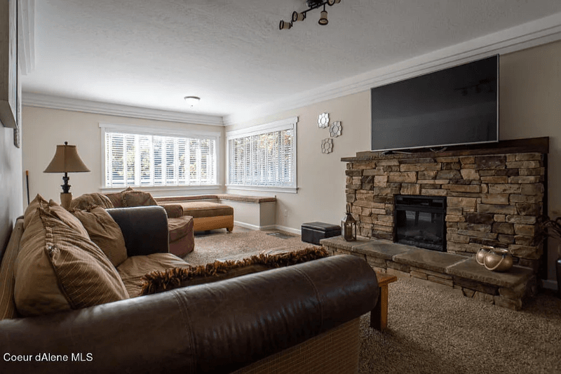 Coeur d Alene House: 723 N Government Way