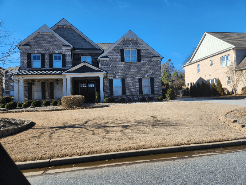 Suwanee House: 5820 Thoroughbred Way