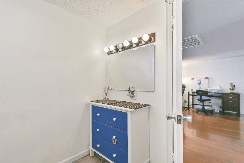 Galveston House: 3919 San Jacinto Drive