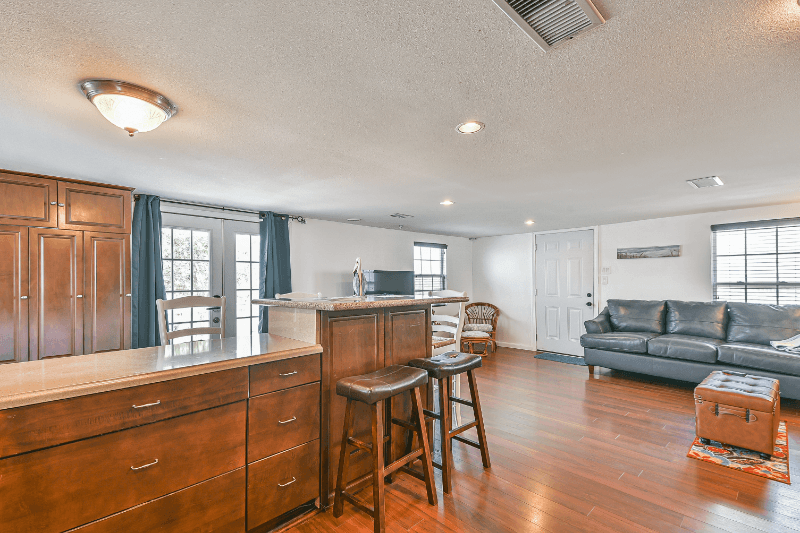 Galveston House: 3919 San Jacinto Drive
