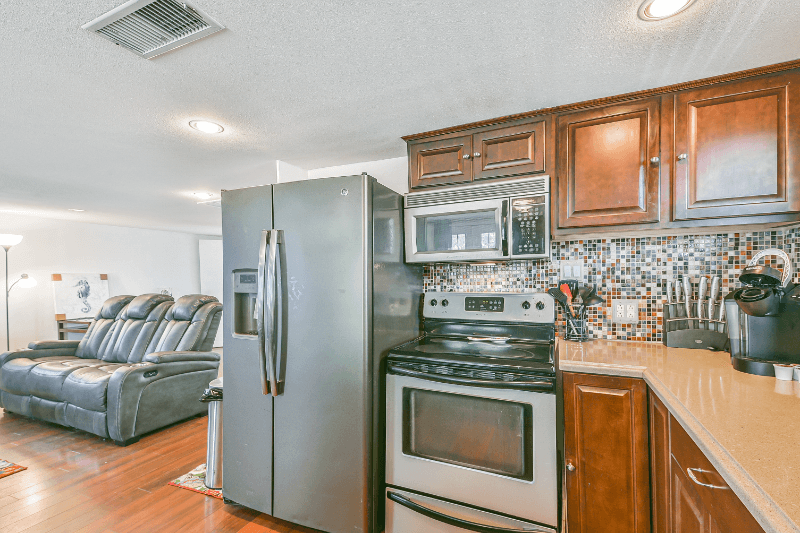 Galveston House: 3919 San Jacinto Drive