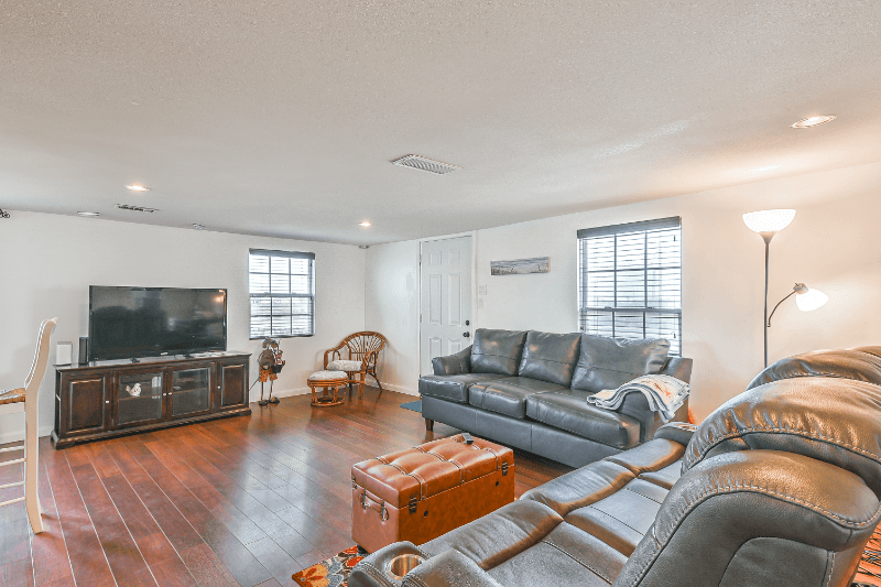 Galveston House: 3919 San Jacinto Drive