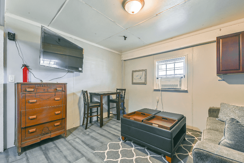 Galveston House: 3919 San Jacinto Drive