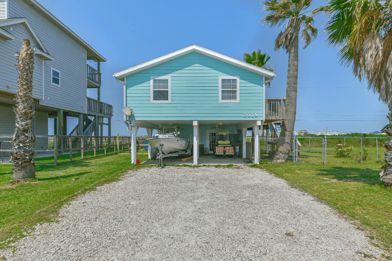 Galveston House: 3919 San Jacinto Drive
