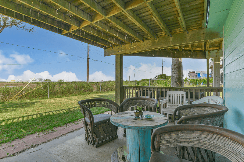 Galveston House: 3919 San Jacinto Drive