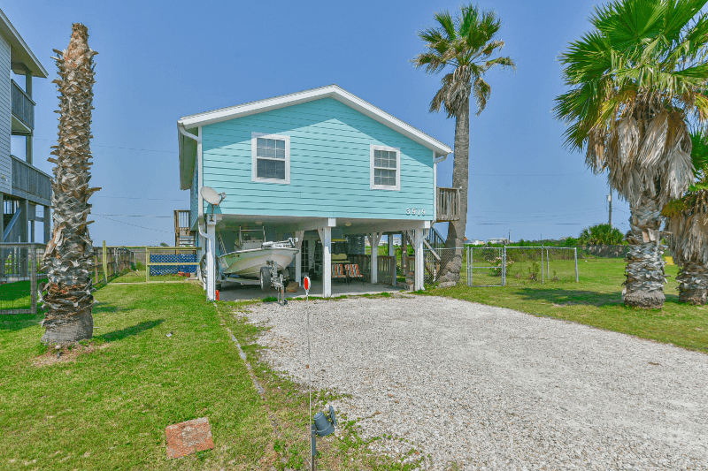 Galveston House: 3919 San Jacinto Drive