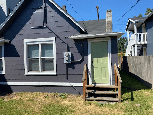 Seattle House: 547 S Sullivan St