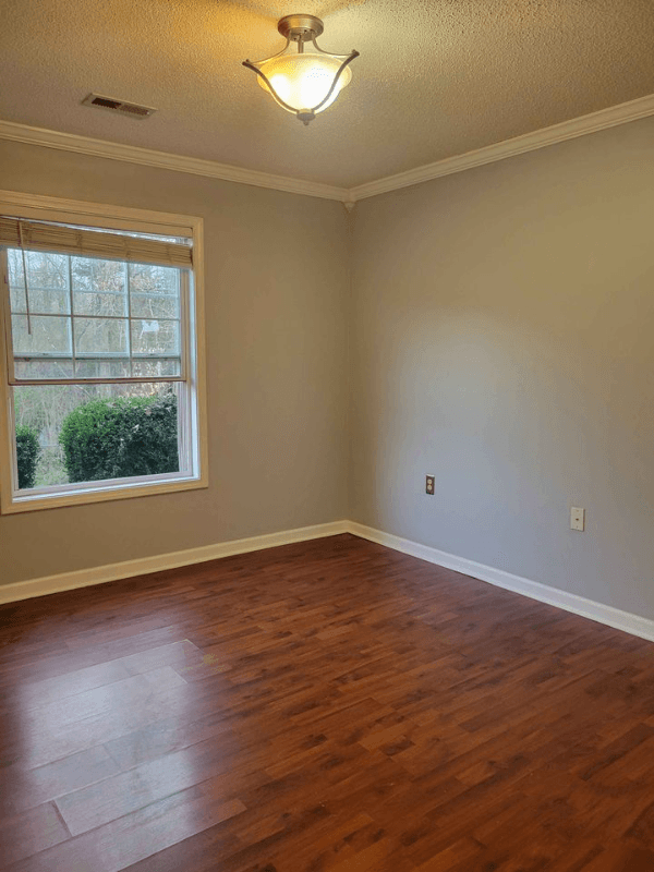 High Point Condo: 2624 Guyer St