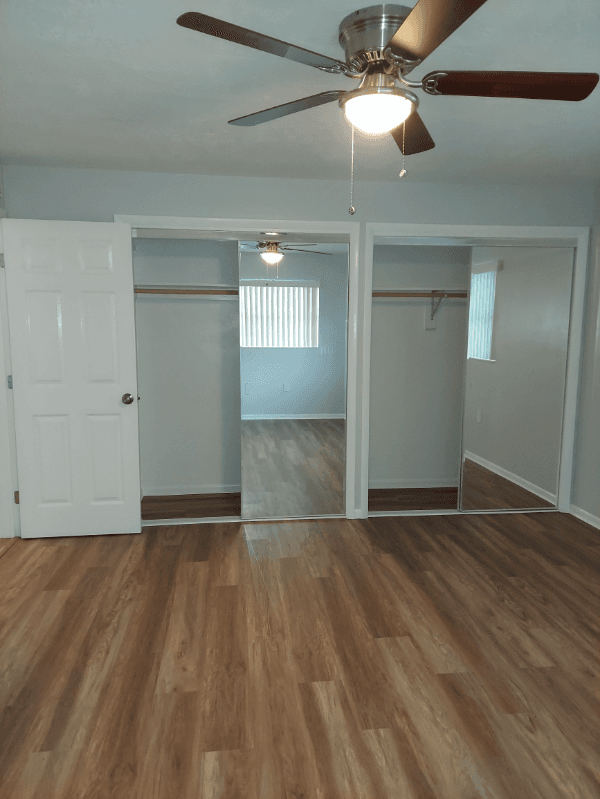 Beverly Hills House: 51 S. Lee Street