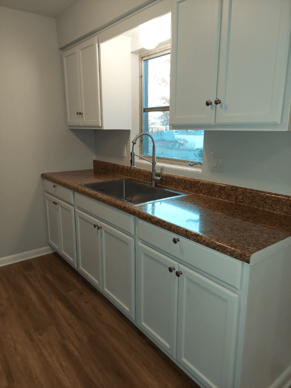 Beverly Hills House: 51 S. Lee Street