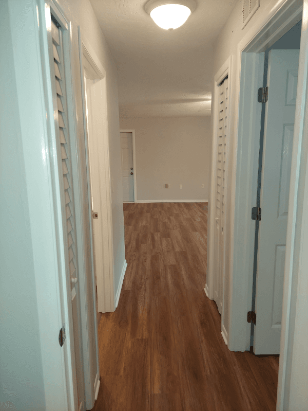 Beverly Hills House: 51 S. Lee Street