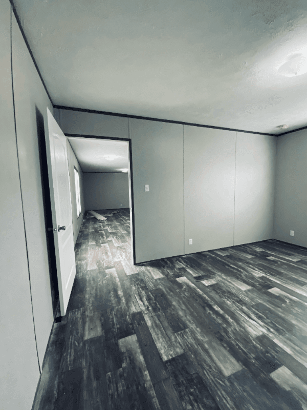 Warner Robins House: 800 King Richard Dr
