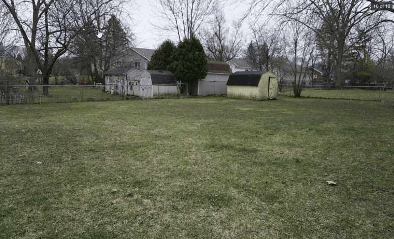 Lansing Townhome: 2819 Stoneleigh Dr