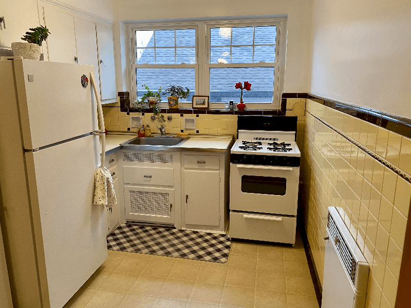 Cincinnati Apartment: 909 Ellison