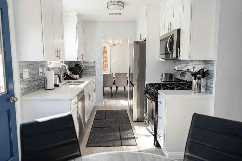 Fullerton House: 1507 S ROOSEVELT AVE