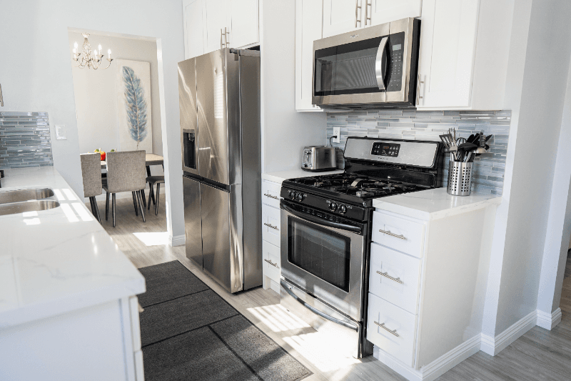 Fullerton House: 1507 S ROOSEVELT AVE