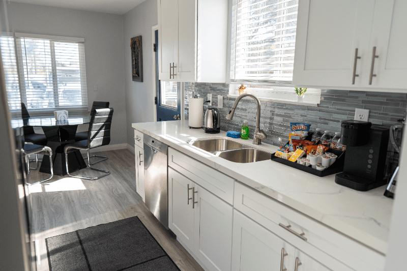 Fullerton House: 1507 S ROOSEVELT AVE