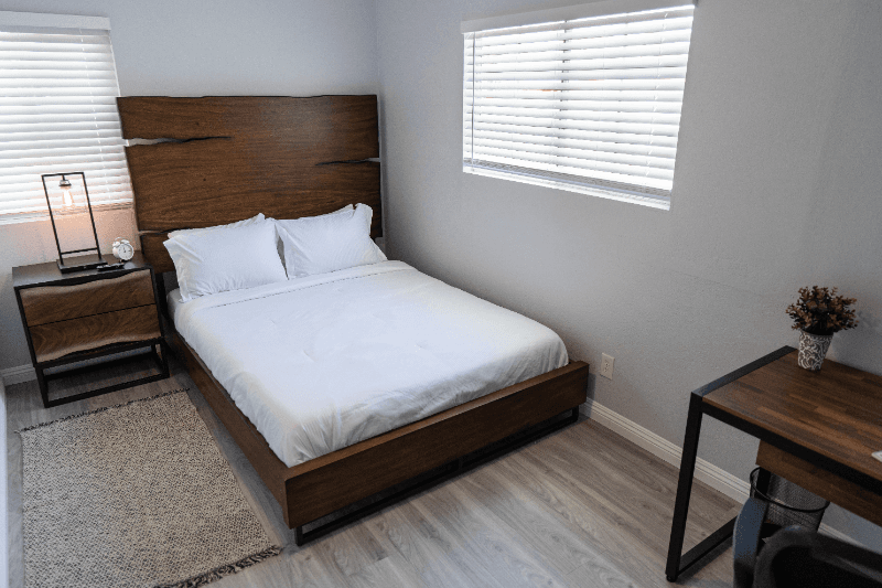 Fullerton House: 1507 S ROOSEVELT AVE
