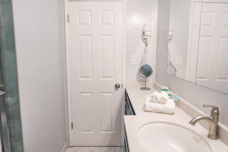 Fullerton House: 1507 S ROOSEVELT AVE
