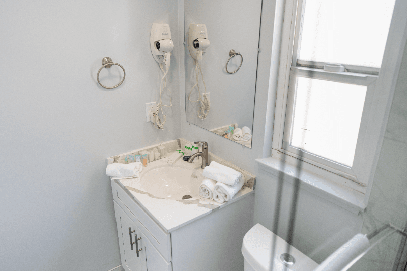 Fullerton House: 1507 S ROOSEVELT AVE