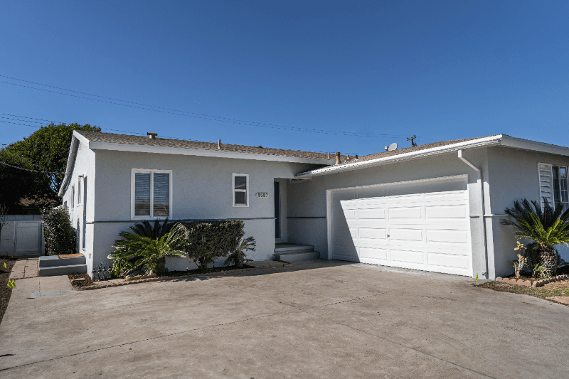 Fullerton House: 1507 S ROOSEVELT AVE