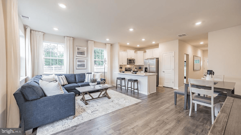 Burlington Townhome: 22 Peregrine Way