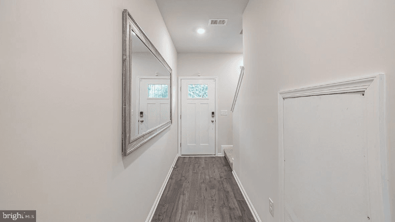 Burlington Townhome: 22 Peregrine Way