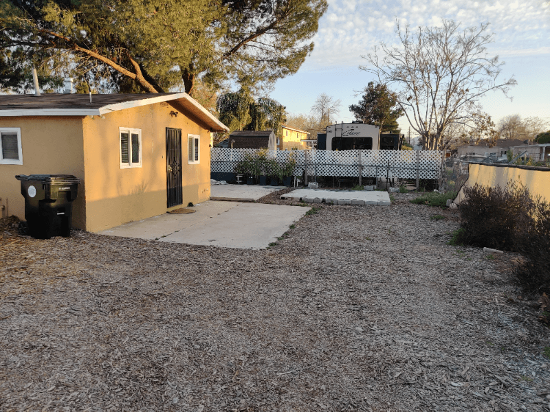 San Bernardino Apartment: 949 E 3rd St