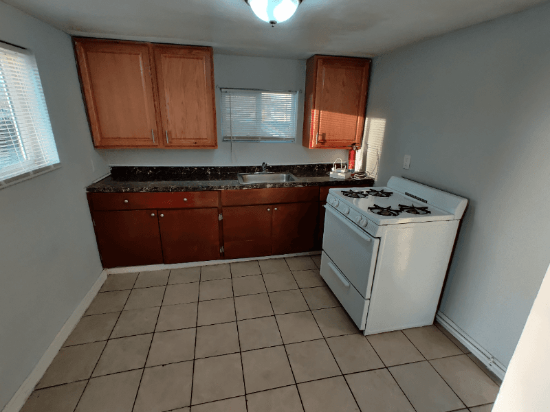 San Bernardino Apartment: 949 E 3rd St