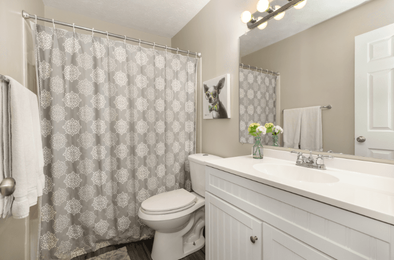 Southgate Condo: 28 Woodland Hills dr