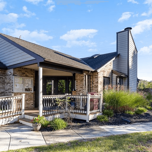 Southgate Condo: 28 Woodland Hills dr
