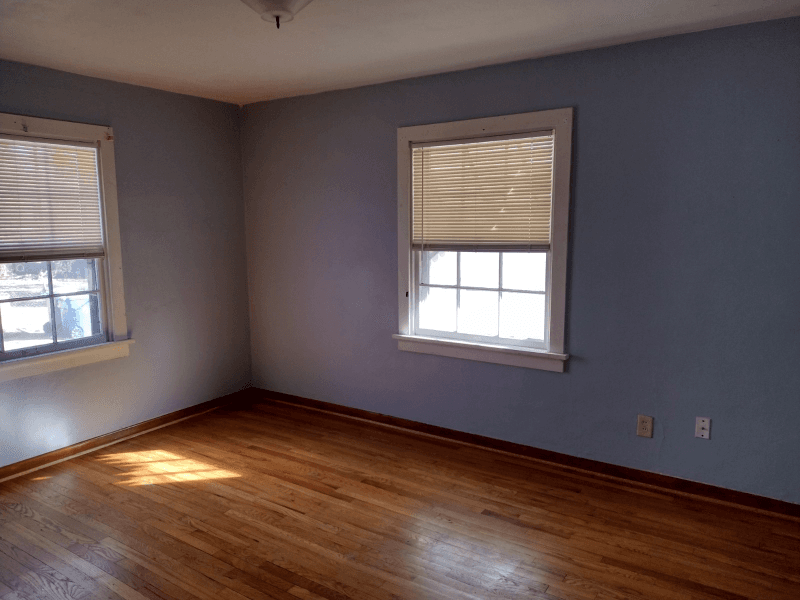 Saint Louis House: 3408 Charlack Ave
