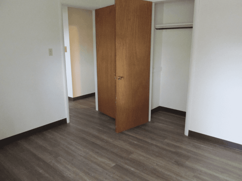 Great Falls House: 4213 Clark Ave