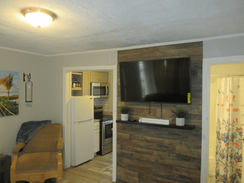 Norfolk Multiplex: 9628 11th Bay