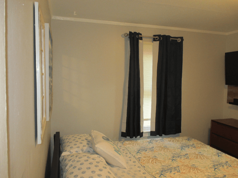 Norfolk Multiplex: 9628 11th Bay