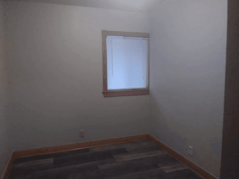 Milwaukee Apartment: 2501 W Kilbourn Ave