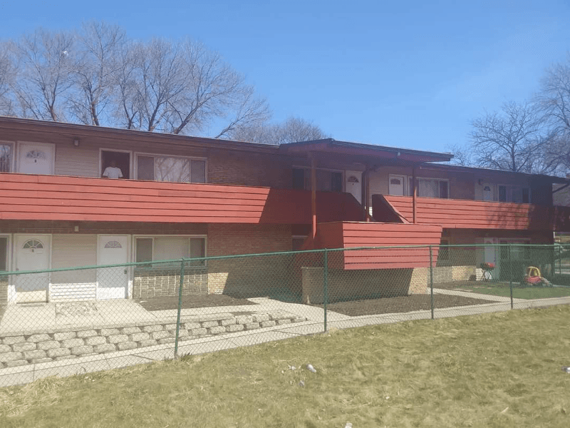 Milwaukee Apartment: 2501 W Kilbourn Ave