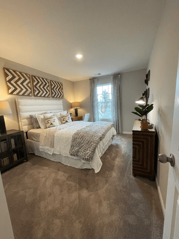 Charlotte Townhome: 15623 Country House Street
