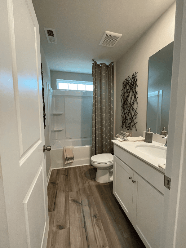 Charlotte Townhome: 15623 Country House Street