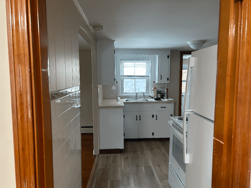 Milford Apartment: 77 Purchase Street