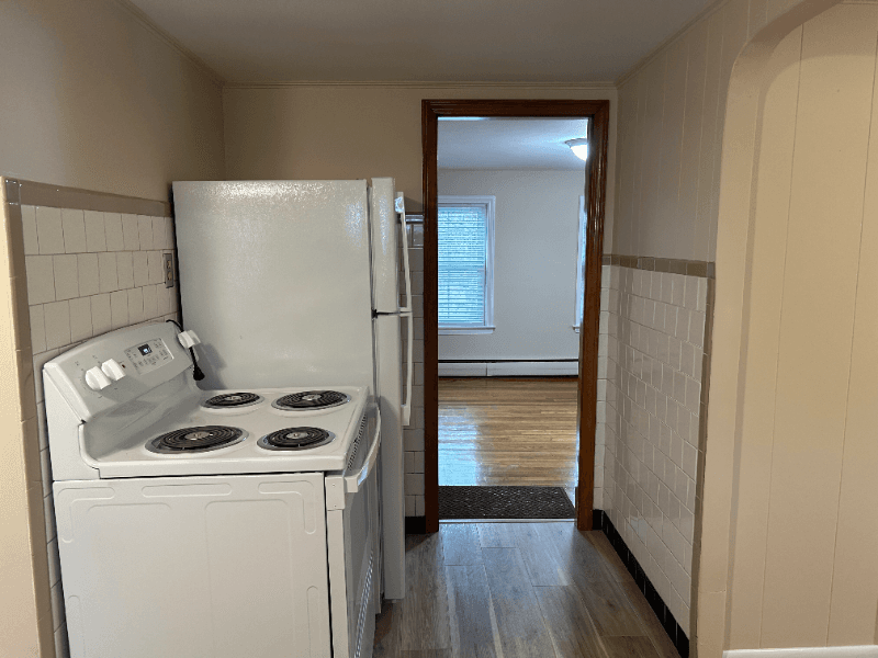 Milford Apartment: 77 Purchase Street