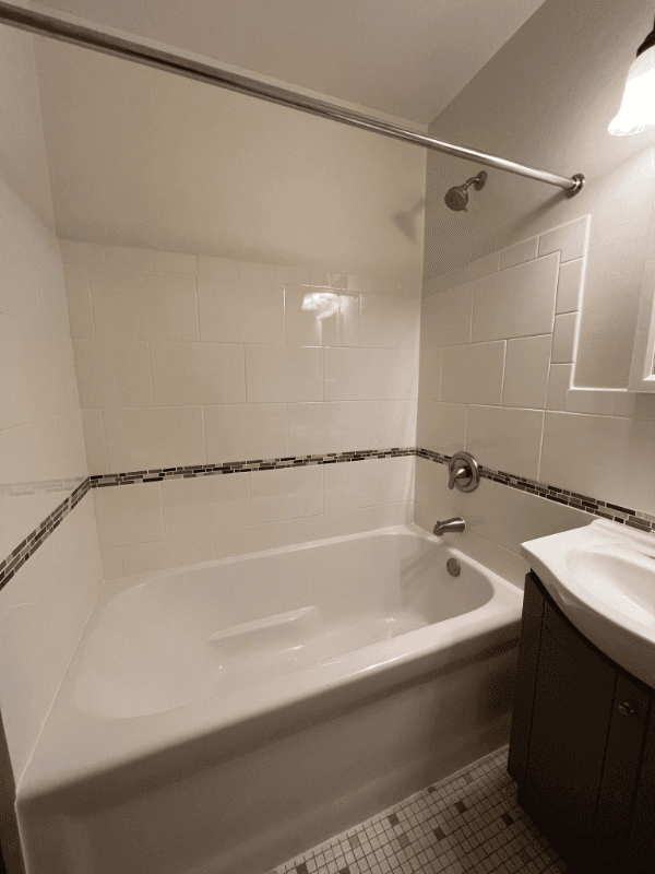 St Paul House: 2030 Brewster St