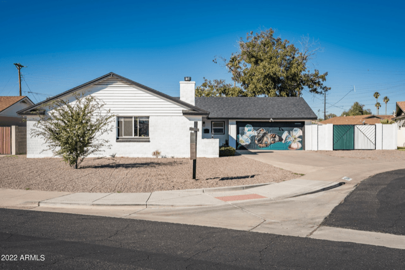 Phoenix House: 7830 N 32nd Dr
