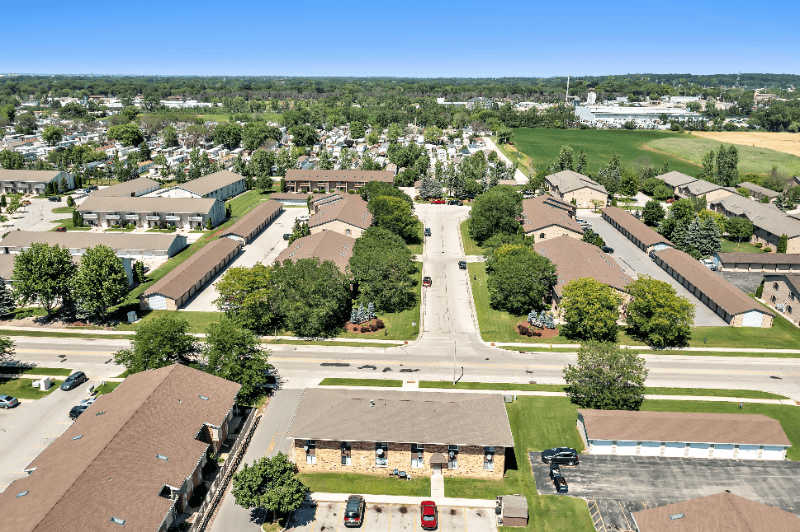 Green Bay Apartment: 1856 Verlin Rd