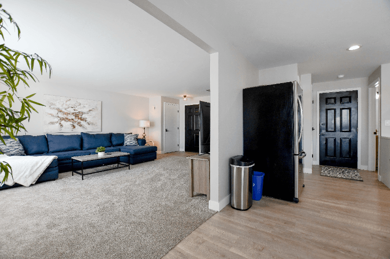 De Pere Townhome: 416 Aloysius Ct