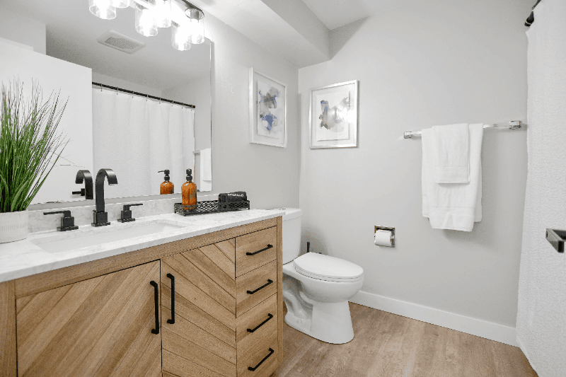 De Pere Townhome: 416 Aloysius Ct