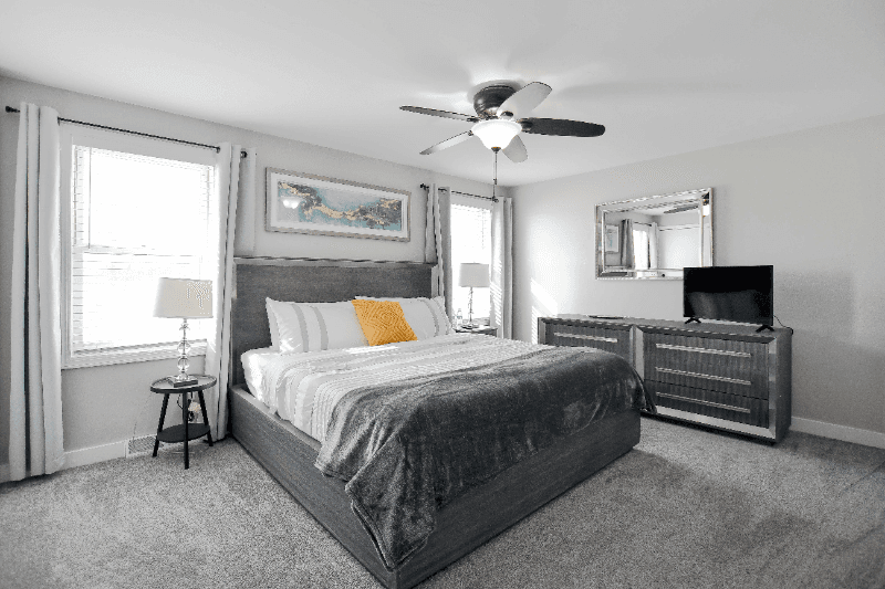 De Pere Townhome: 416 Aloysius Ct