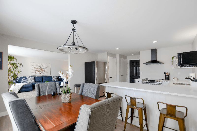 De Pere Townhome: 416 Aloysius Ct