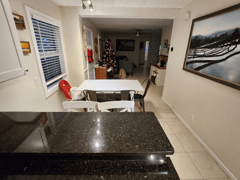 Lake Park House: 305 3rd st